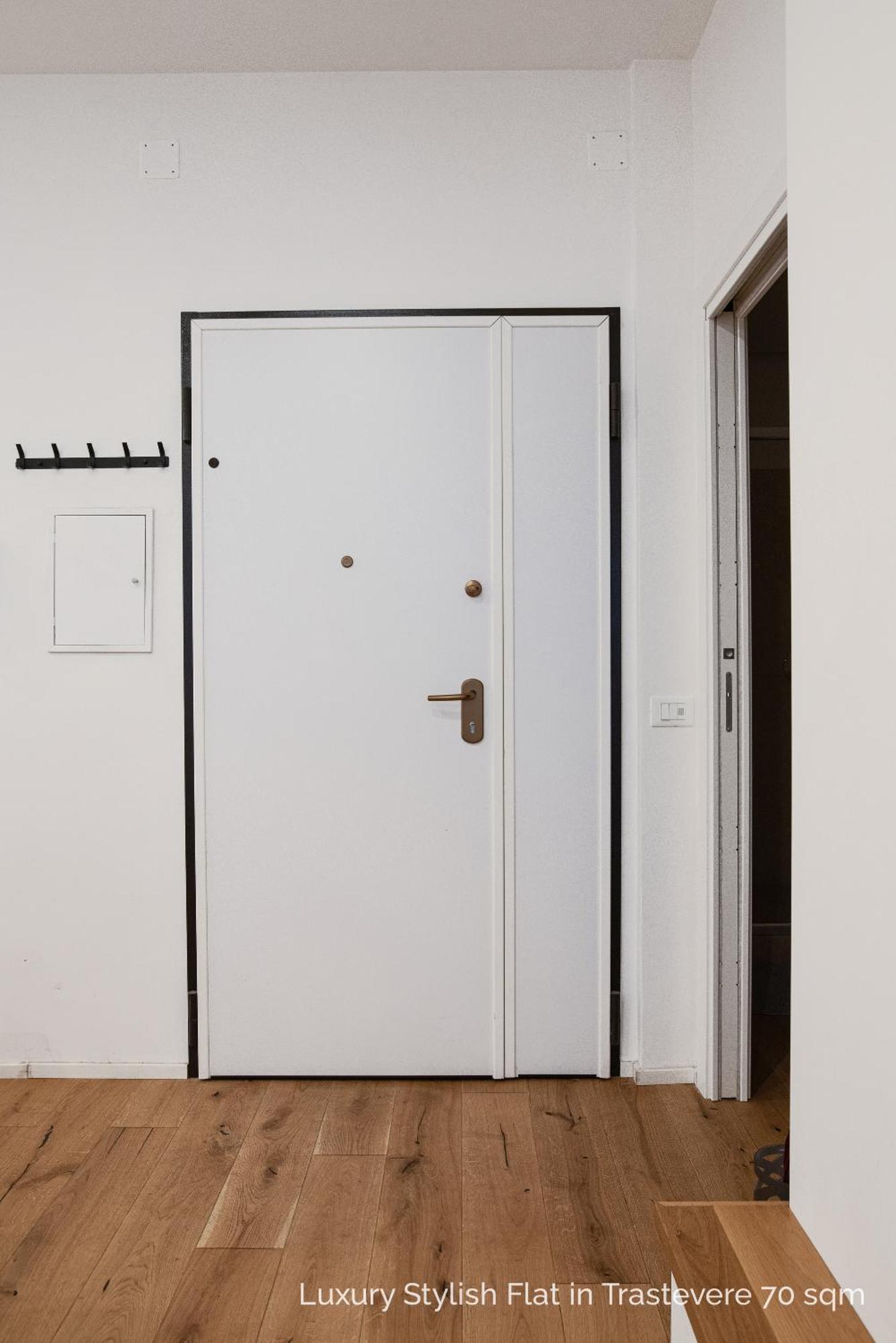 La Dolce Vita - Luxury Stylish Flats In Trastevere 70-90Sqm Rome Exterior photo